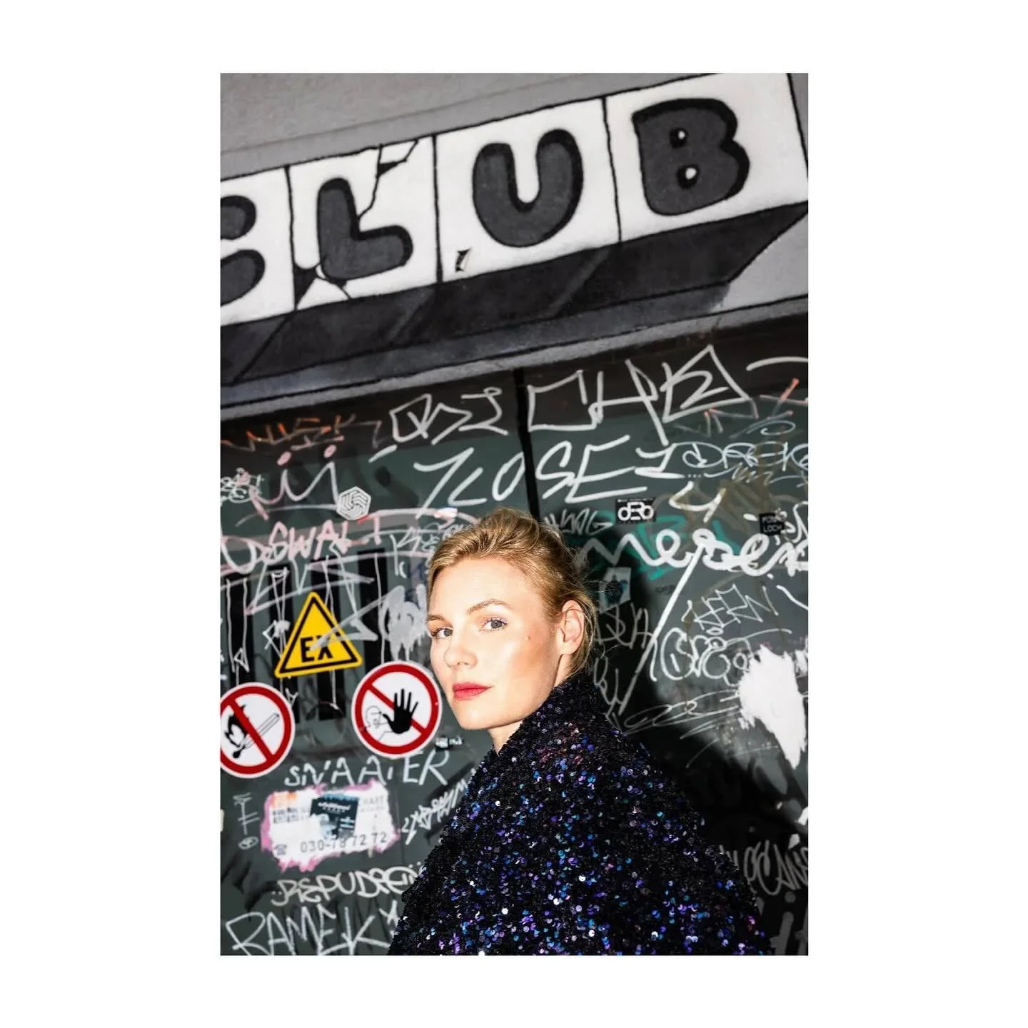 Rosalie Thomass @birnbaumberlin.pr
Make-up &amp; Hair @valentinaschwez.makeuphair


Copyright: 📸 @clemensporikys 

#birnbaumberlinpr #rosaliethomass #actress