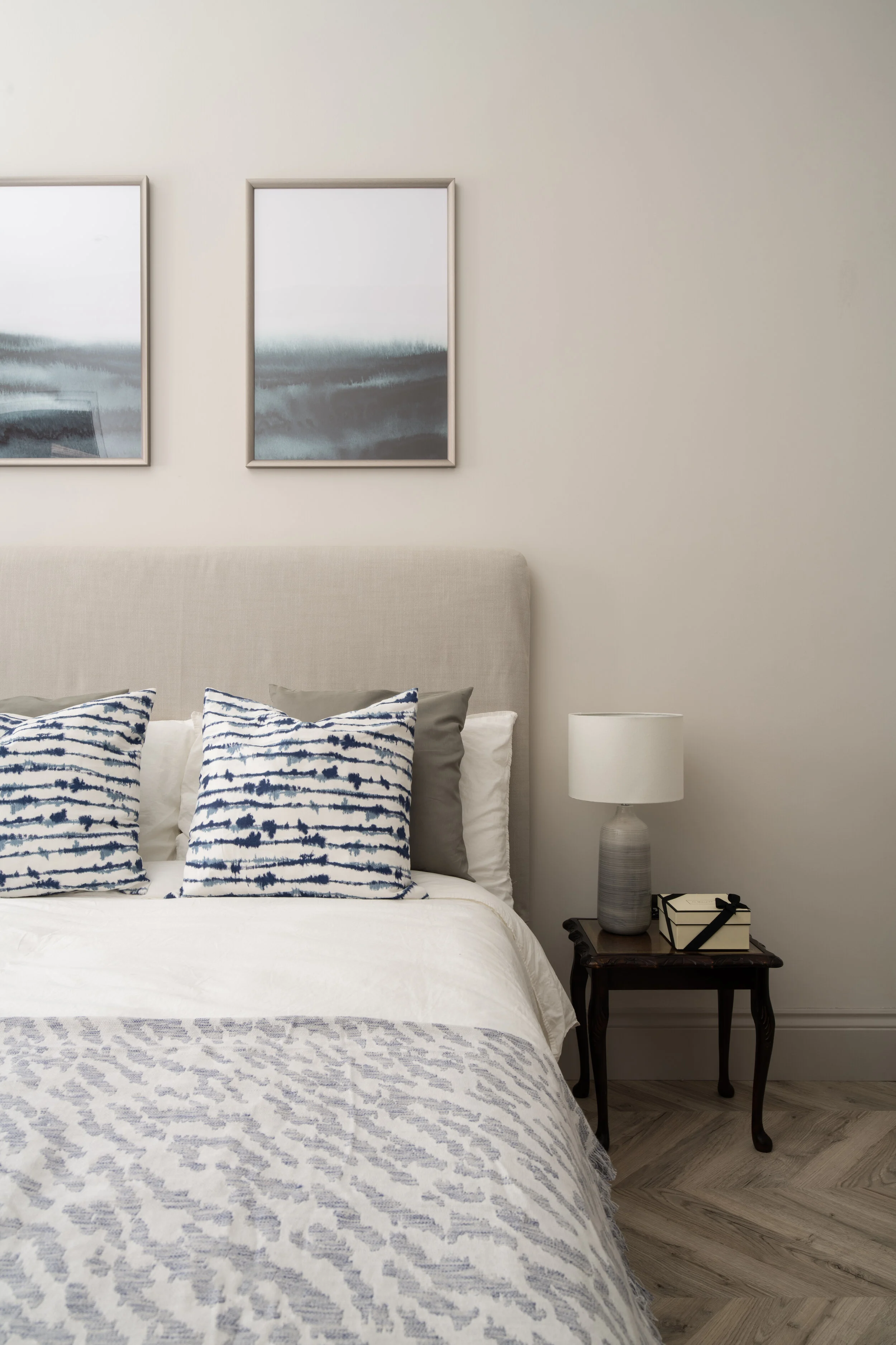 Print - SWD - Breezers Court Onepoint side of bed.jpg