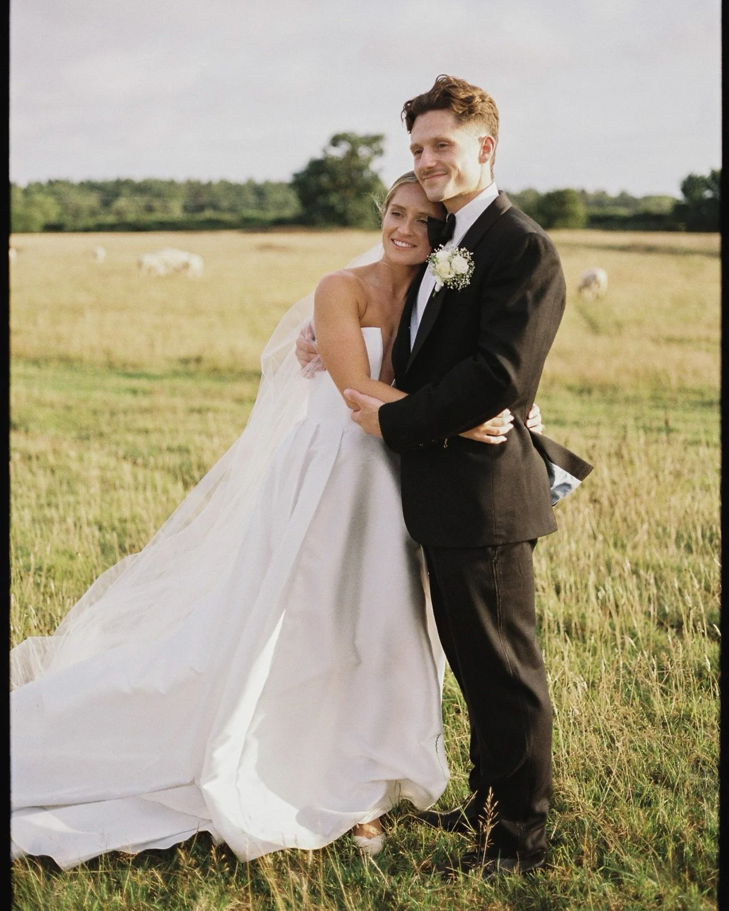 Soooo excited to share snippets of Flic + Elliot&rsquo;s day. Beautiful ceremony leading into mega party. Golden hour delivered some beaut light to bask ourselves in, and every single guest bringing energy to the dancefloor. Fun fun fun! 
Flowers The