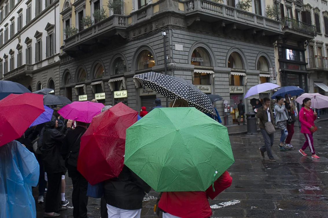 "Touristes" Les parapluies de Florence