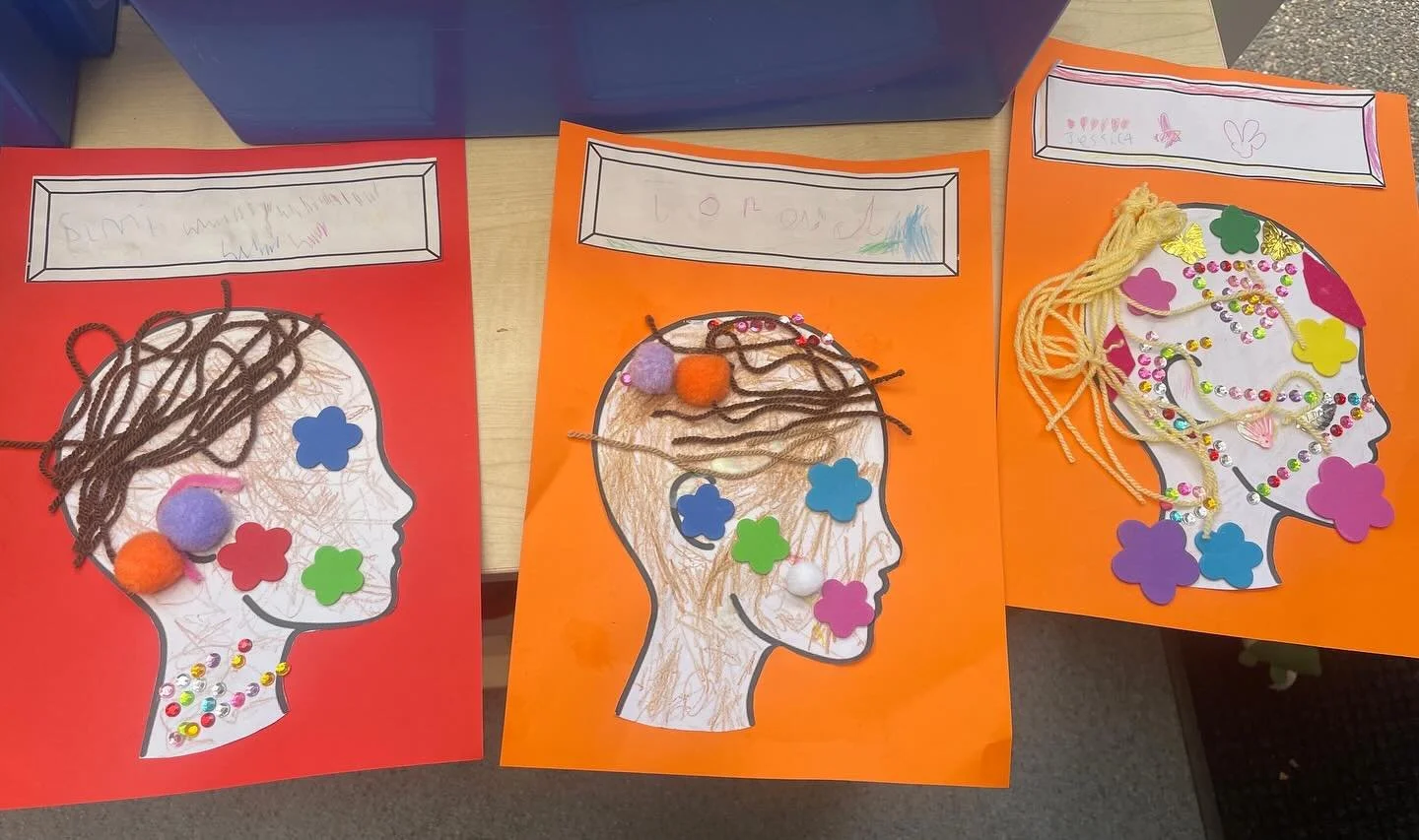 Thank you St John&rsquo;s &amp; St Clement&rsquo;s CE Primary School, Hearing Resource Base for helping us celebrate Deaf Awareness Week. 
Some children and staff visited SJSC yesterday &amp; had loads of fun doing a craft activity around hearing aid