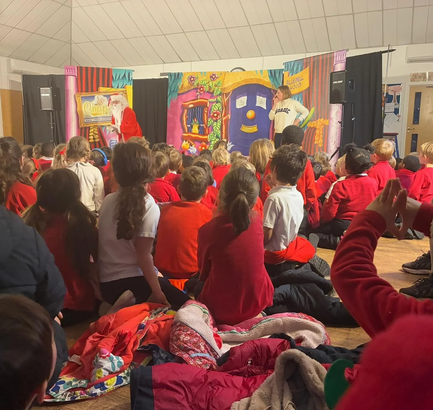 After our Christmas Panto of Little Red Riding Hood, Father Christmas visited us and left gifts for all the children! &ldquo;Oh no he didn&rsquo;t!&rdquo; &hellip; &ldquo;Oh YES he did!&rdquo; 🎅🏽🎁 (can you spot him amidst the red school sweaters? 