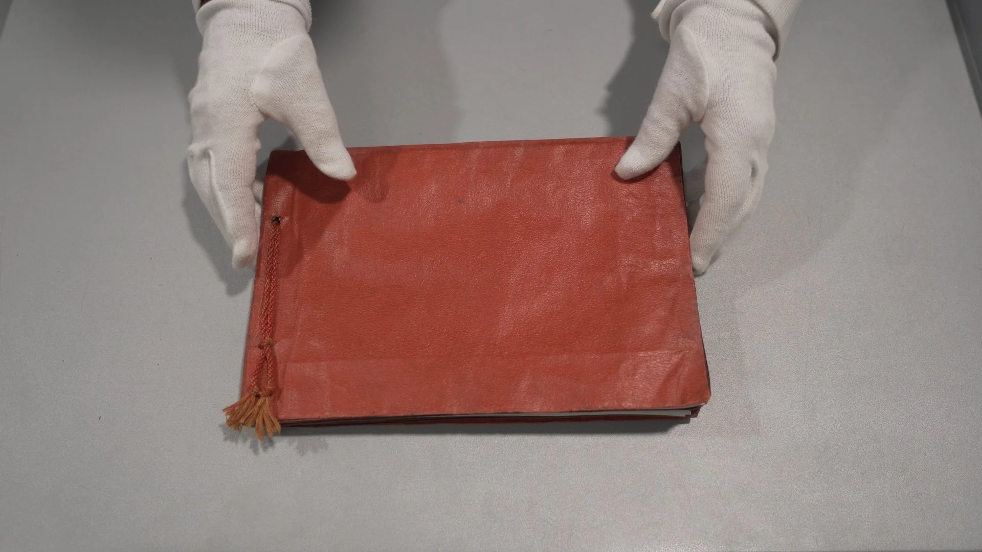 Dando presencia a las ausencias/ On Giving Presence to the Absences