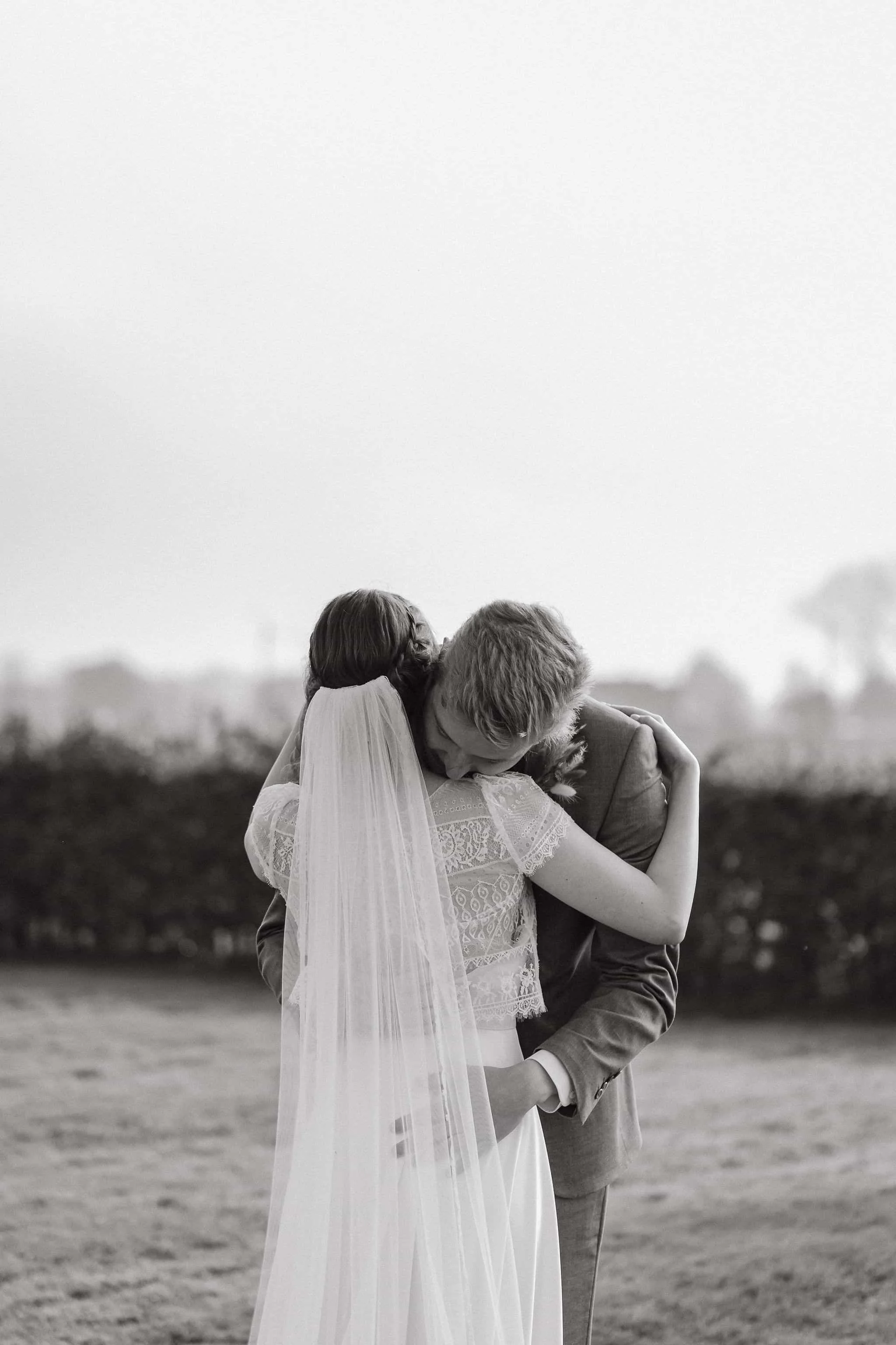 Flanders wedding photography_elegant and minimalistic photography