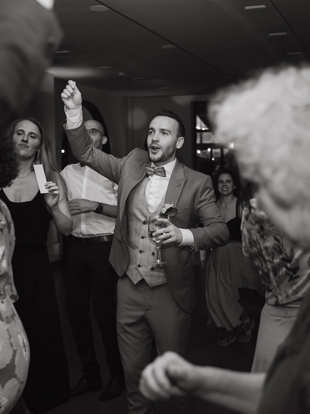 Wedding party photos, first dance wedding