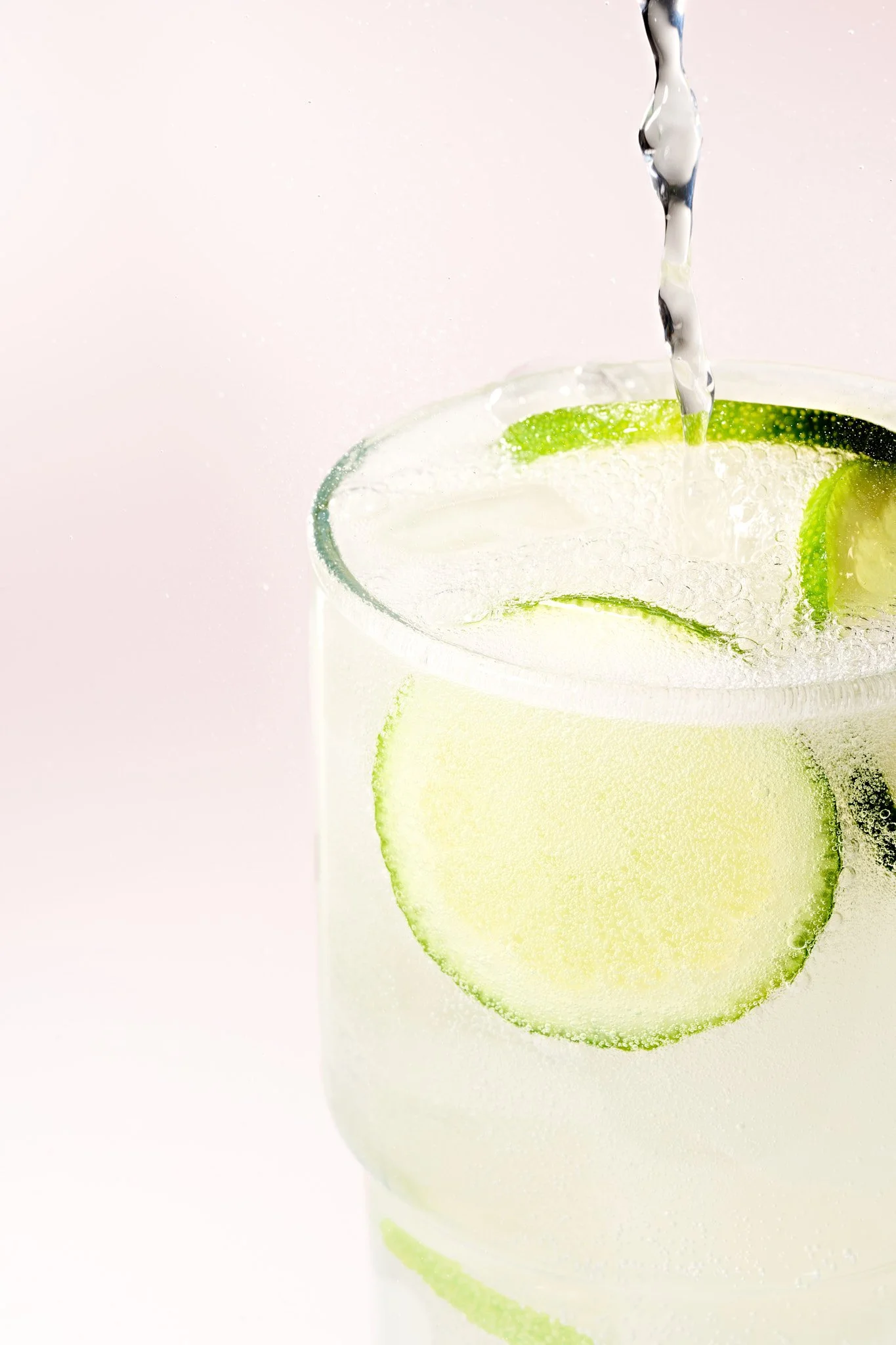 lime lemon spindrift soda beverage food photography photographer product commercial aquatray seltzer hard drinks