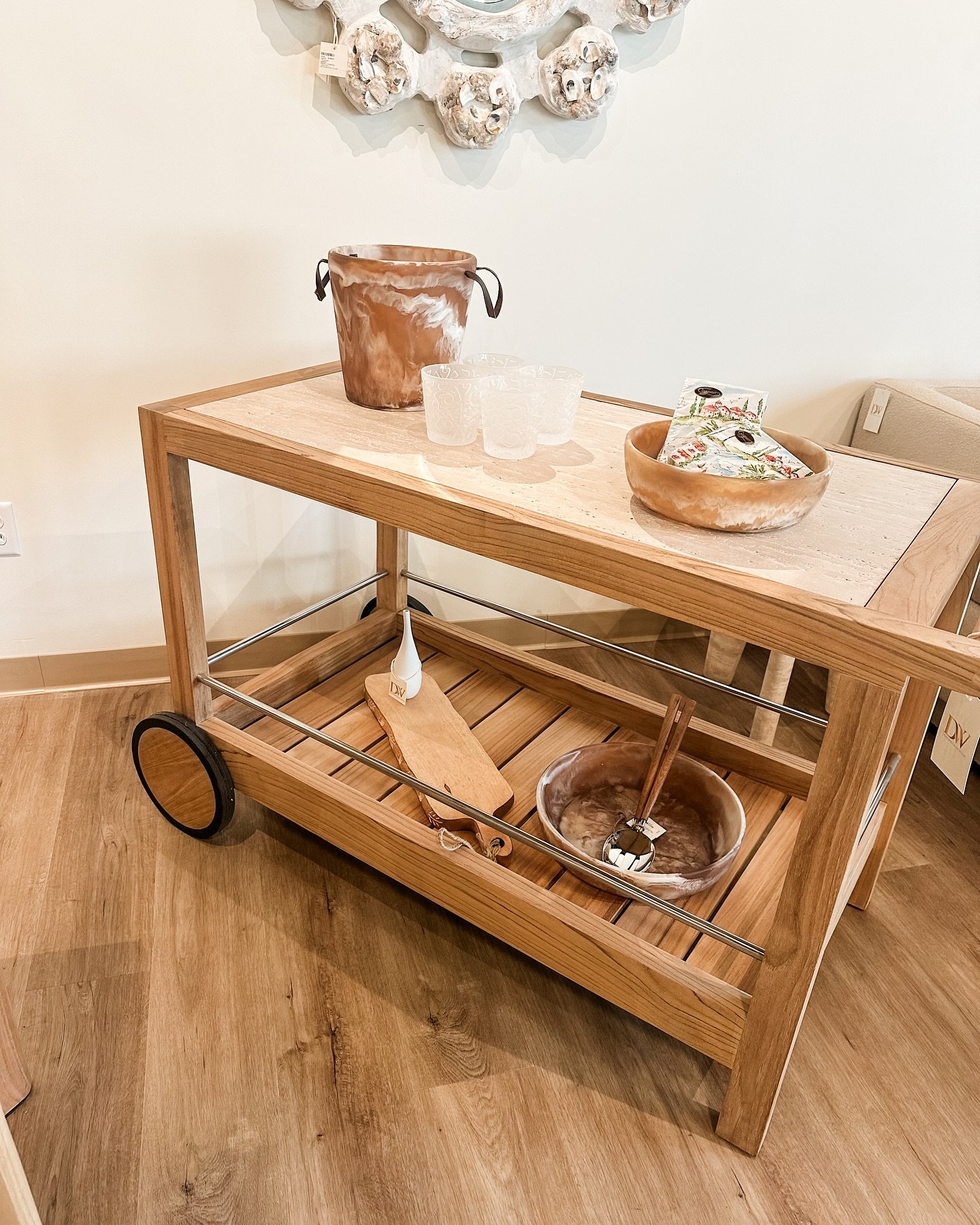 Ready to refresh your outdoor space for spring? 🌿 Look no further! Designers Ware House now presents Harbour Outdoor Furniture. Come see us today and elevate your outdoor living!☀️