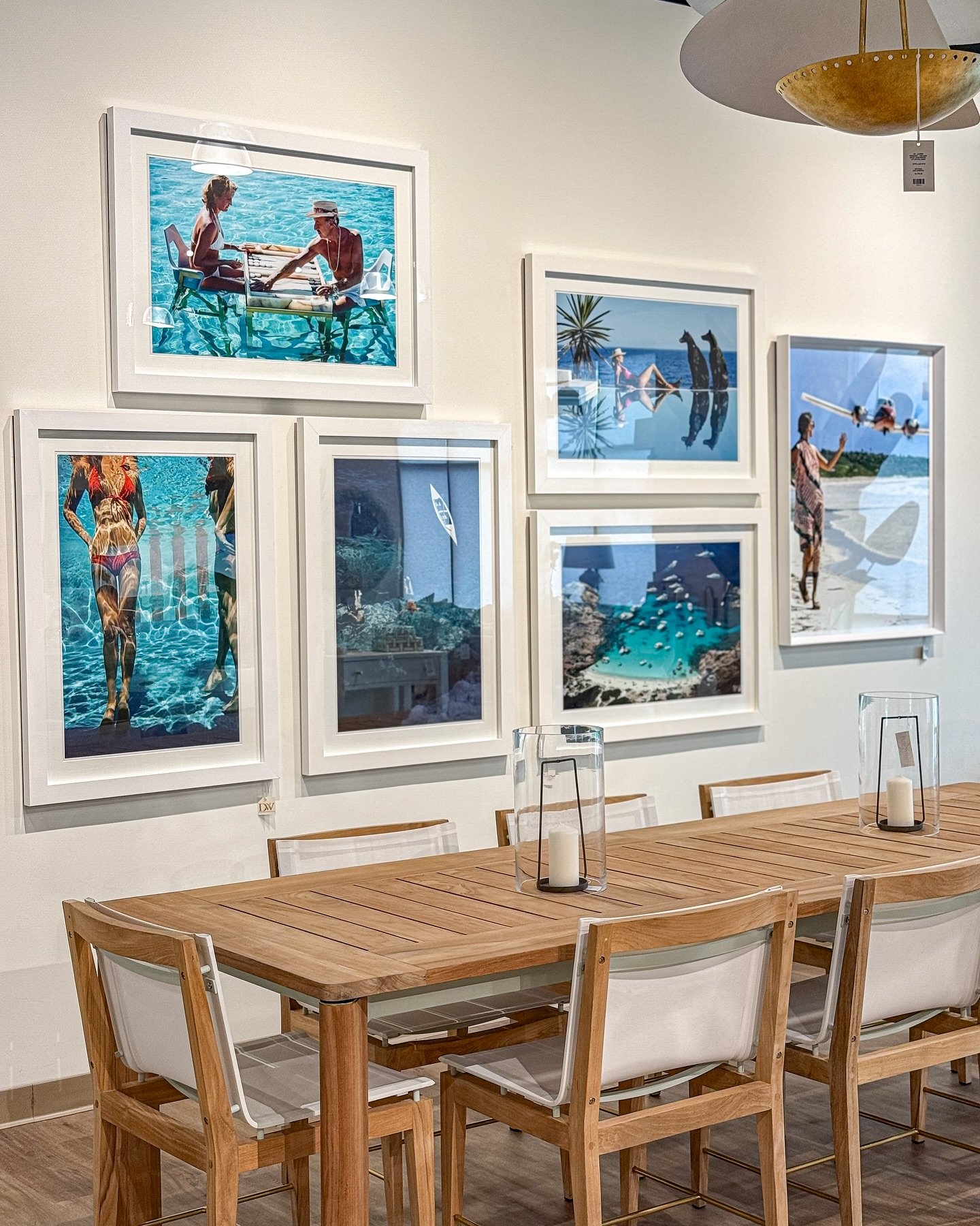 Have some bare walls? Give them some personality with our stunning mirrors and art! Stop by and find the perfect piece for the &ldquo;pop&rdquo; your space is missing! 🖼️✨