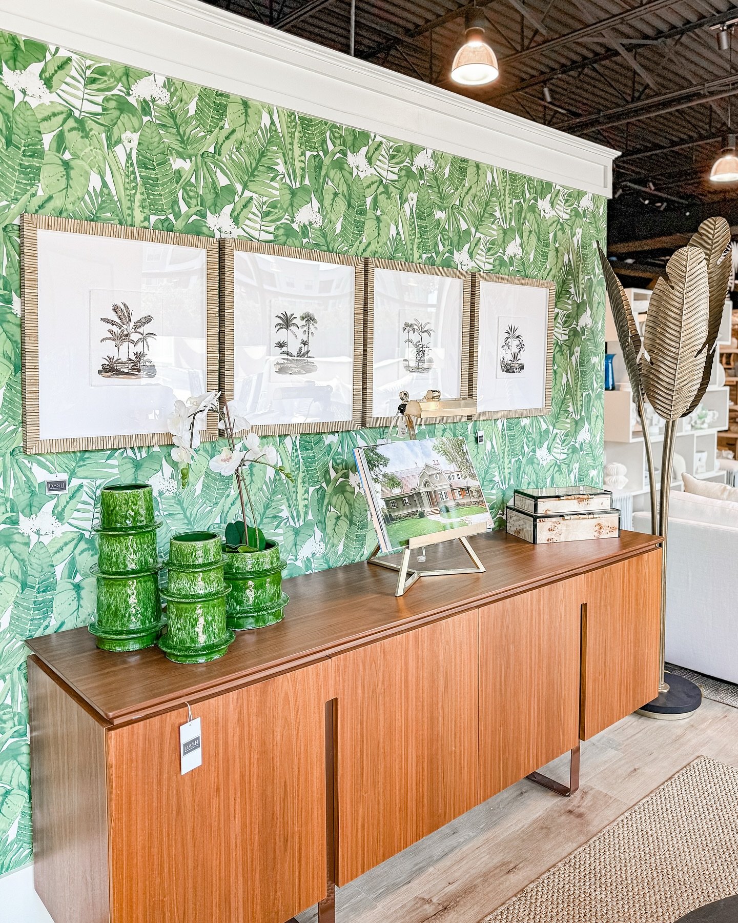 ✨New season, new favorites!✨
From unboxing gorgeous new arrivals to styling dream spaces and making our customers smile&mdash;these are just a few of our team&rsquo;s favorite moments lately. Stop by and make some memories of your own at DASH 🖤

#DA
