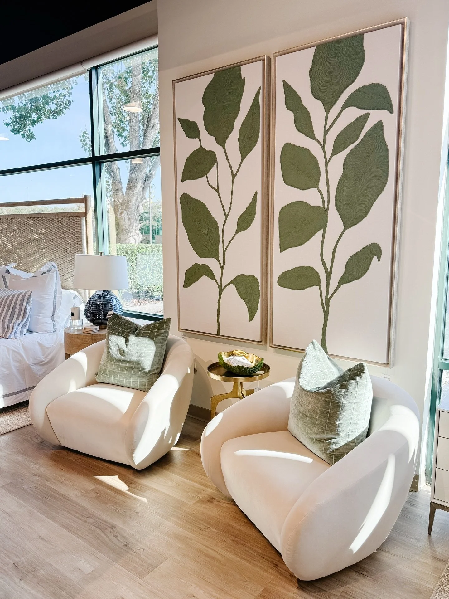 A fresh year invites a refined perspective. ✨
Elevate your space in 2026 with timeless design, calming textures, and effortless sophistication. Let your home feel renewed, curated, and beautifully lived in.

Visit DASH and discover pieces that transf