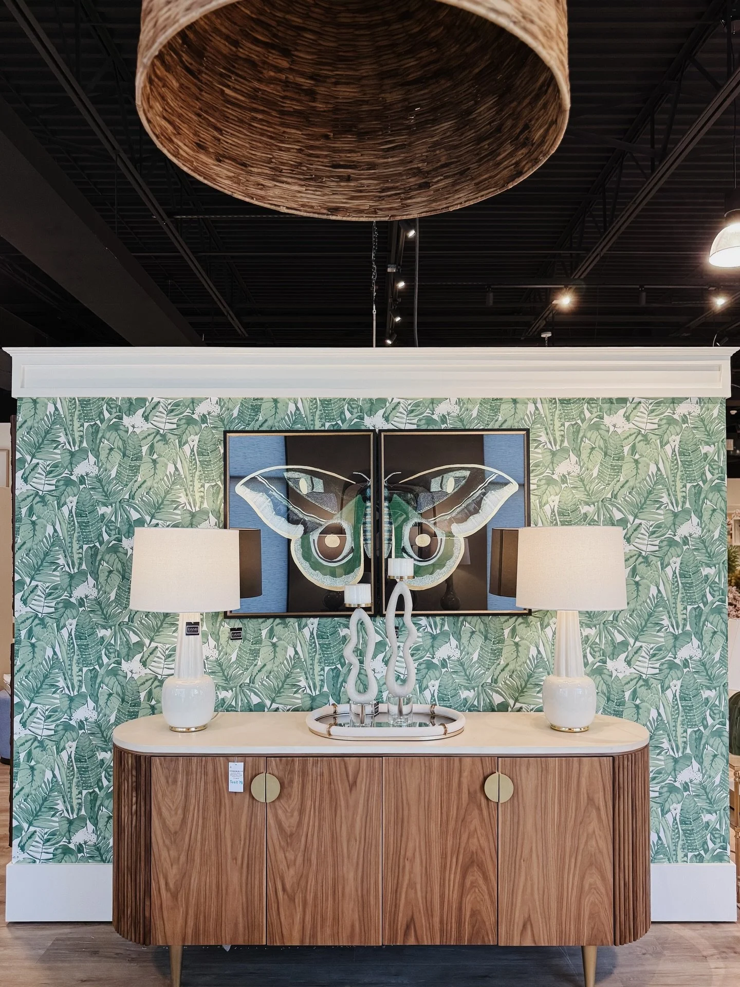 New art has landed at DASH 🖤

This bold butterfly moment paired with warm wood tones, luxe lamps, and statement wallpaper is the perfect example of how the right pieces transform a space from simple to stunning.

From eye-catching art to timeless fu