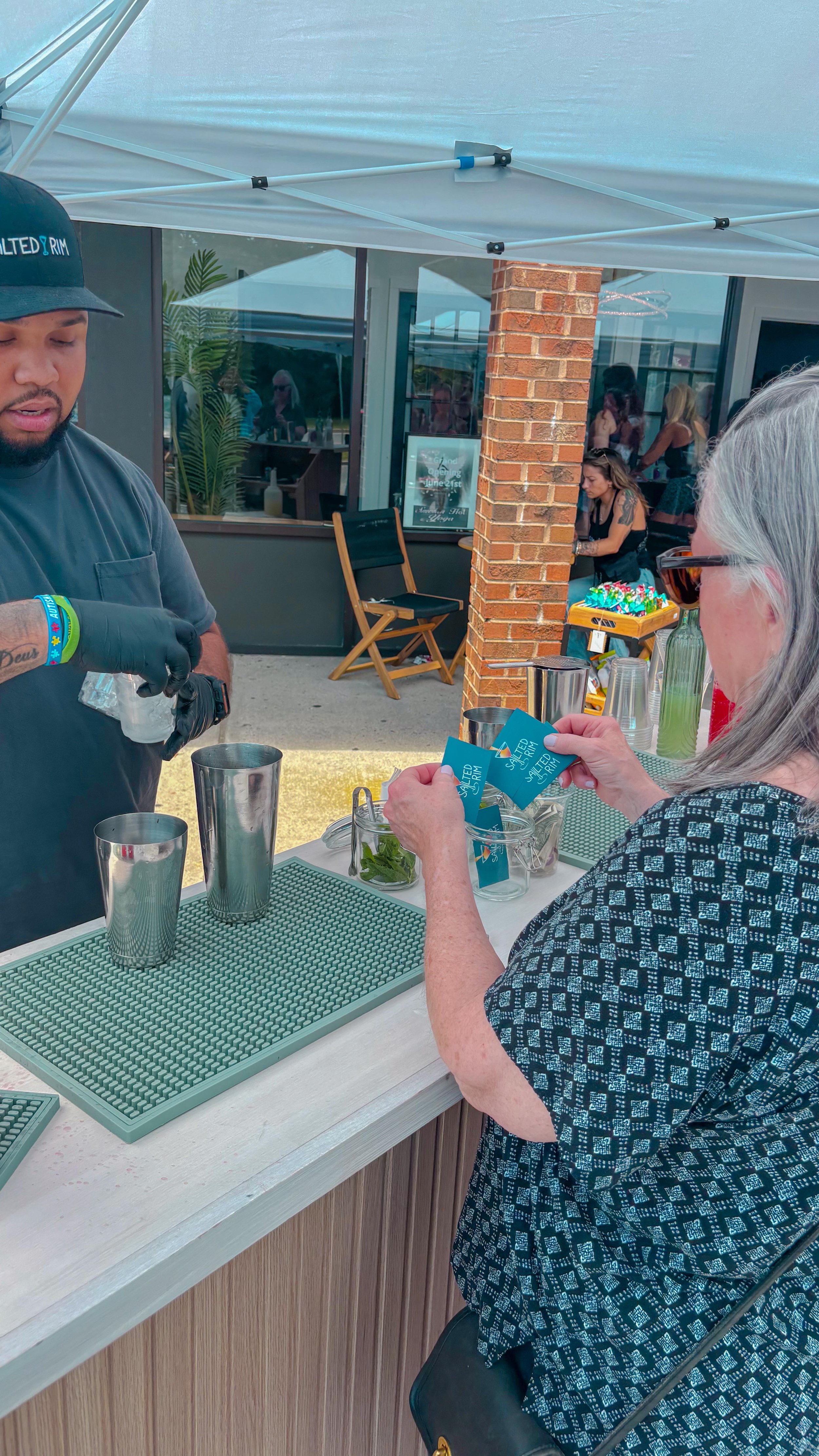 Blink and you might miss it ππ‍π©
#SaltedRimNJ #NJMobileBar #WeddingBarNJ #CraftCocktails #PrivatePartyVibes #JerseyShoreEvents #EventBarService #SignatureCocktails #SupportLocalNJ #Mocktails