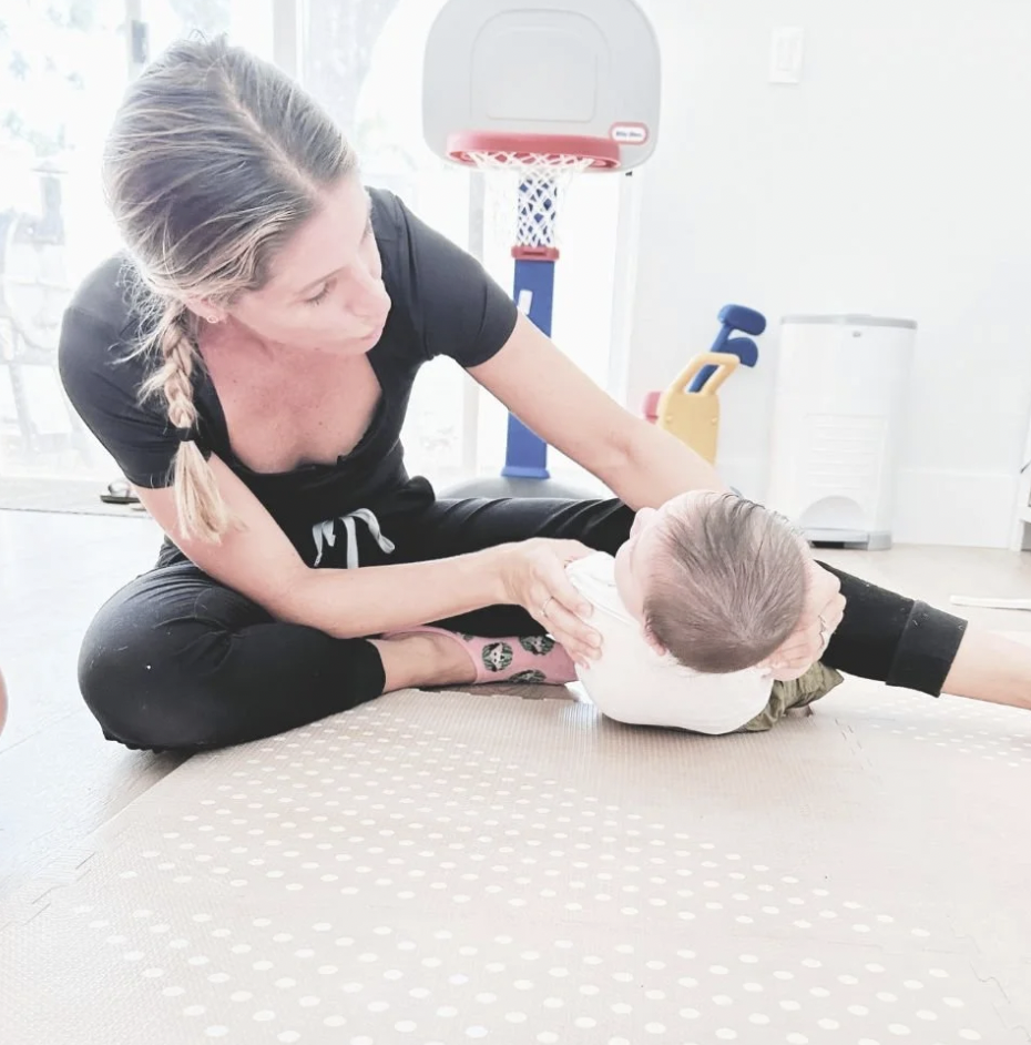 Mamas &amp; Milestones with Kallie Atti, DPT 🤍