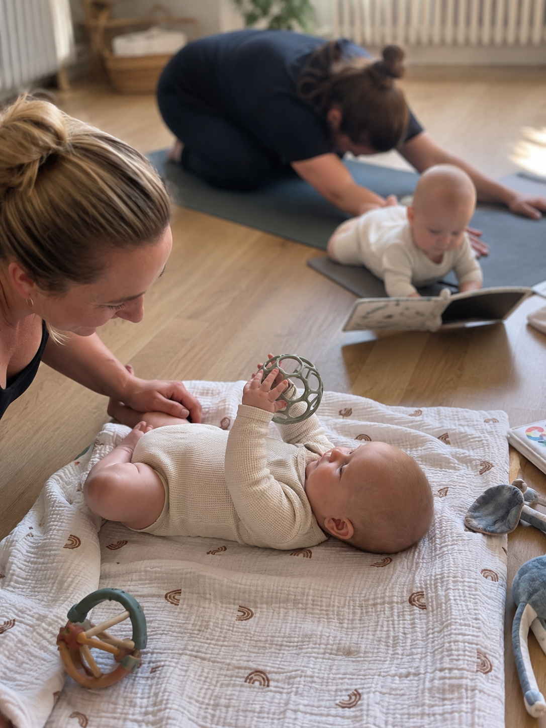 Namaste, Mamas 🧘🏼‍♀️