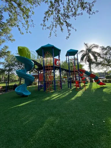 Veterans Park & Seeds Cafe