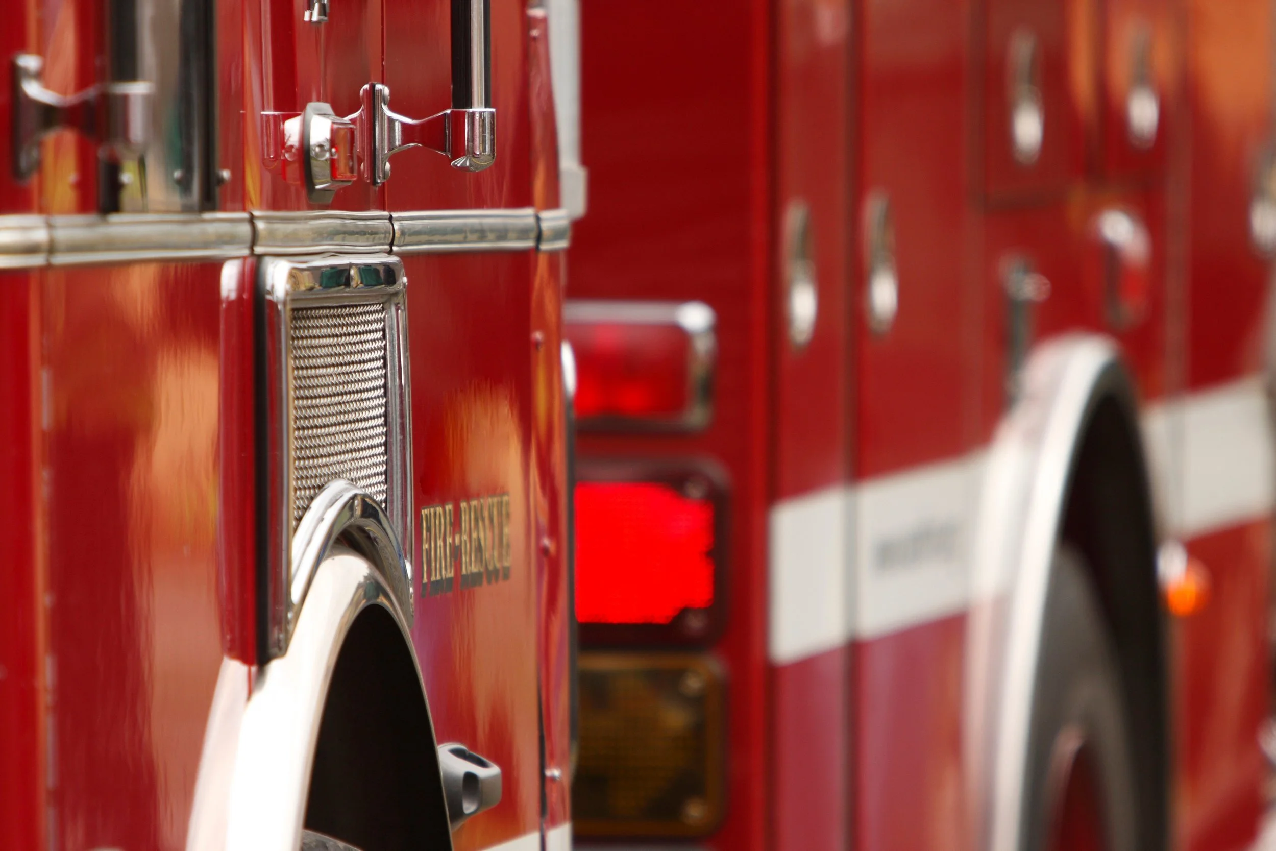 Residents Confuse Oswego (Illinois) Police and Fire with Oswego (New York) Authorities in Border Patrol Incident