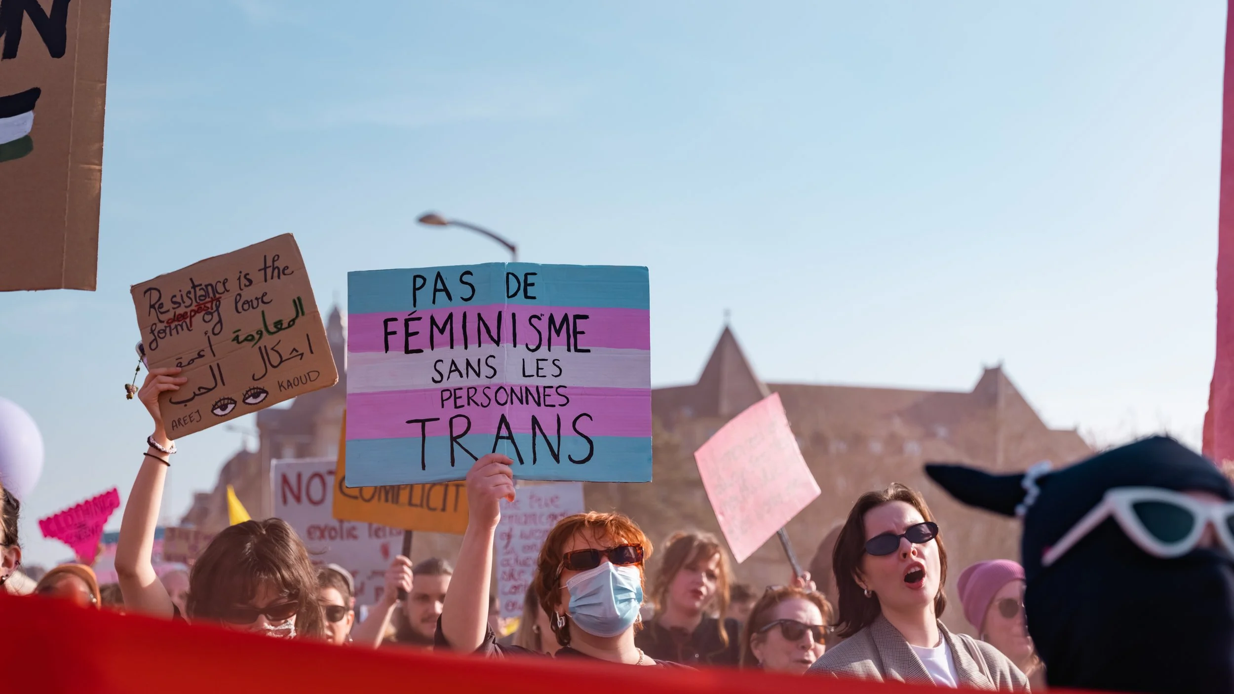 Calling all cis white gay men! Embrace change and get queer!