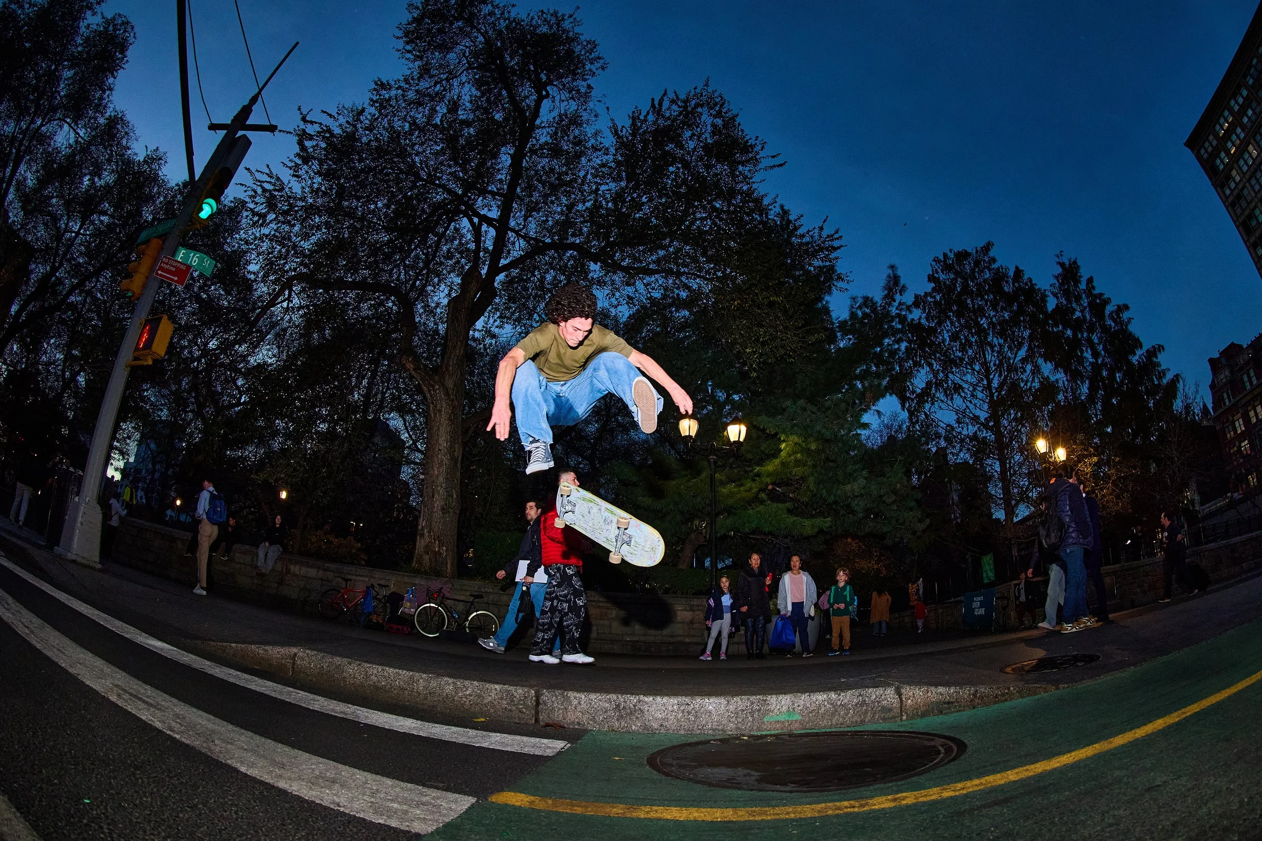 11-19-2024_JacobUnionSq_EffieLiu_004 1 copy.jpg