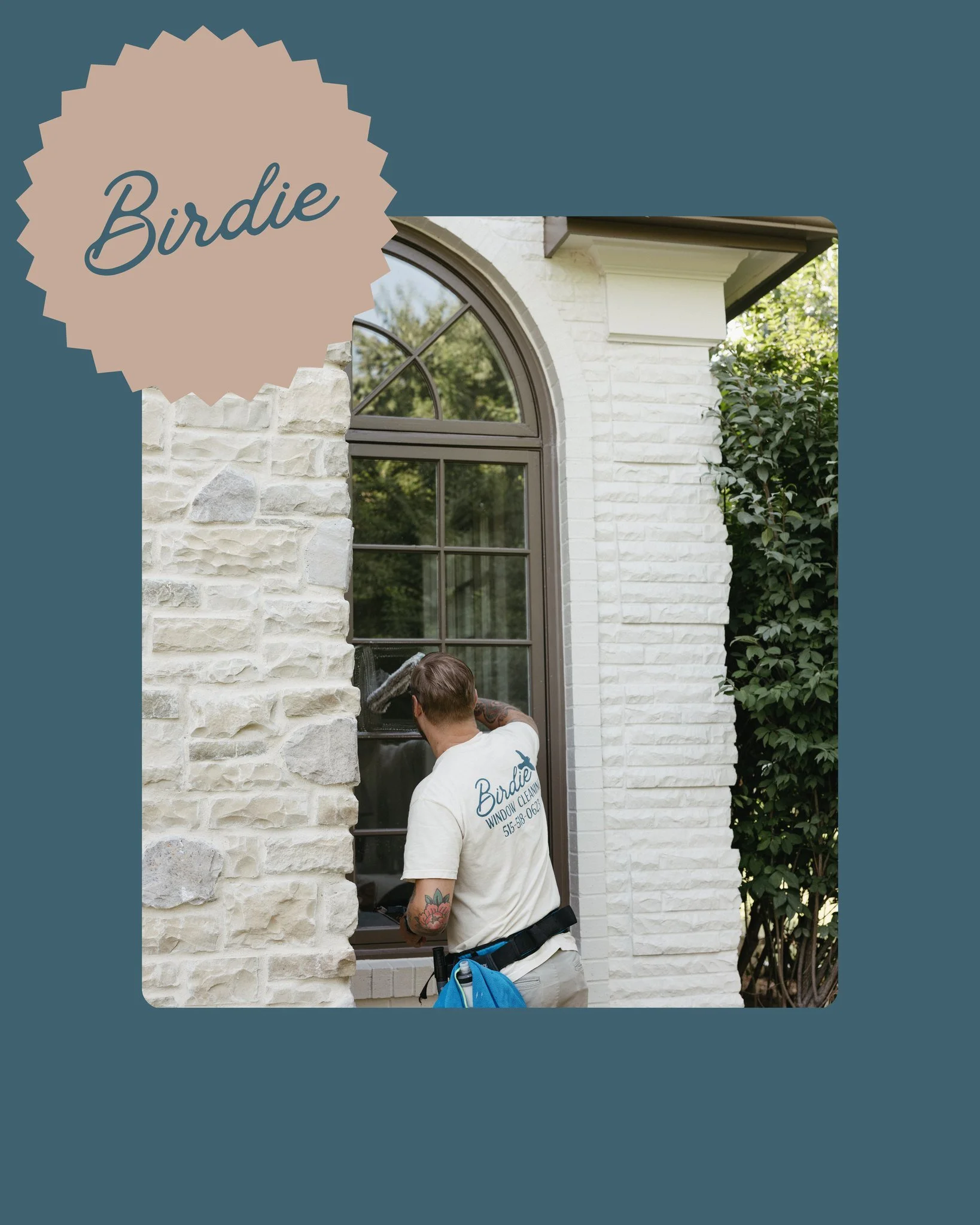 Hey Waukee neighbors! Did you know clean windows let in more natural light and improve your home’s curb appeal? Brighten up your space before the holidays roll in.