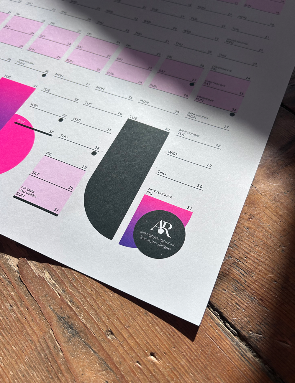 2027_A1 wallplanner_NEON_portrait_detail 4.png