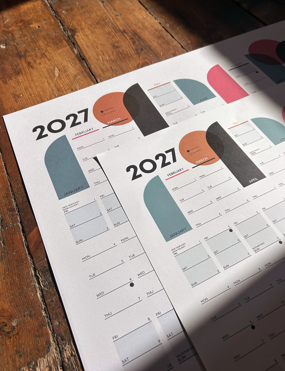 2027_B2 wallplanner_MUTED_portrait_detail 4.png