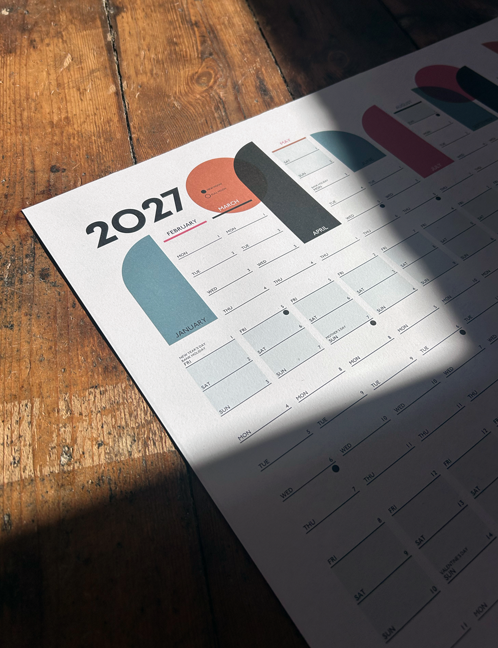 2027_B2 wallplanner_MUTED_portrait_detail 3.png