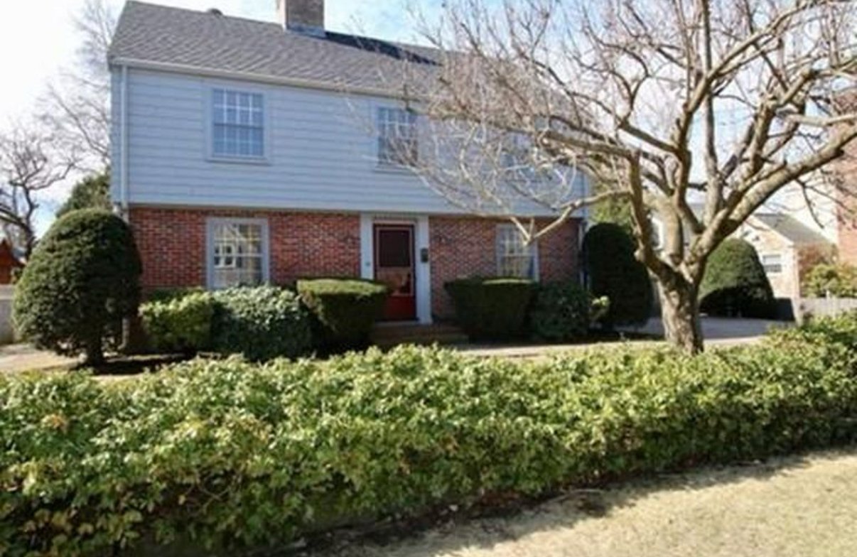 39 Beach Street Marblehead MA
