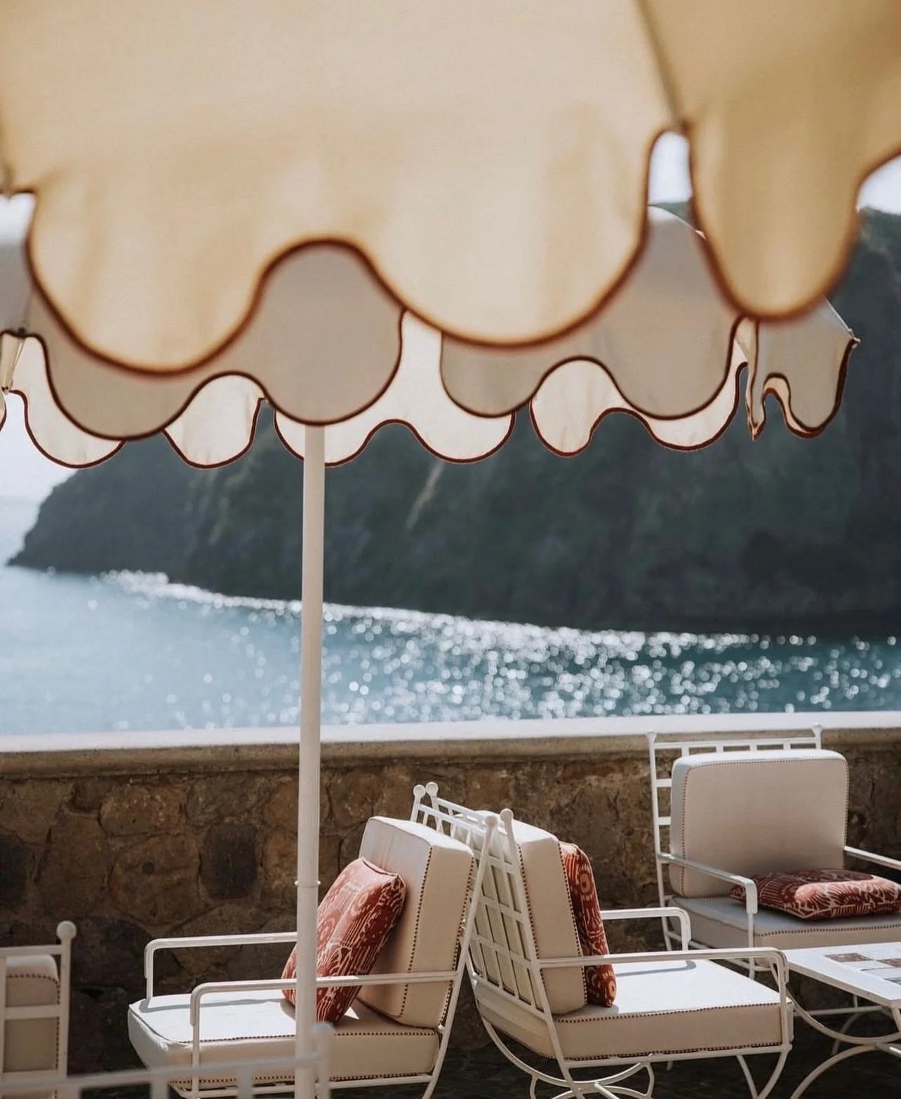 Ischia is having a quiet moment&mdash;and it won&rsquo;t stay that way for long 🤍

Just beyond Capri, this volcanic island feels refreshingly unpolished: fewer crowds, slower mornings, and a rhythm that still belongs to the locals. English isn&rsquo