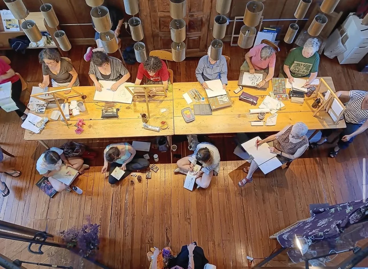 COMMUNITY CONNECTION