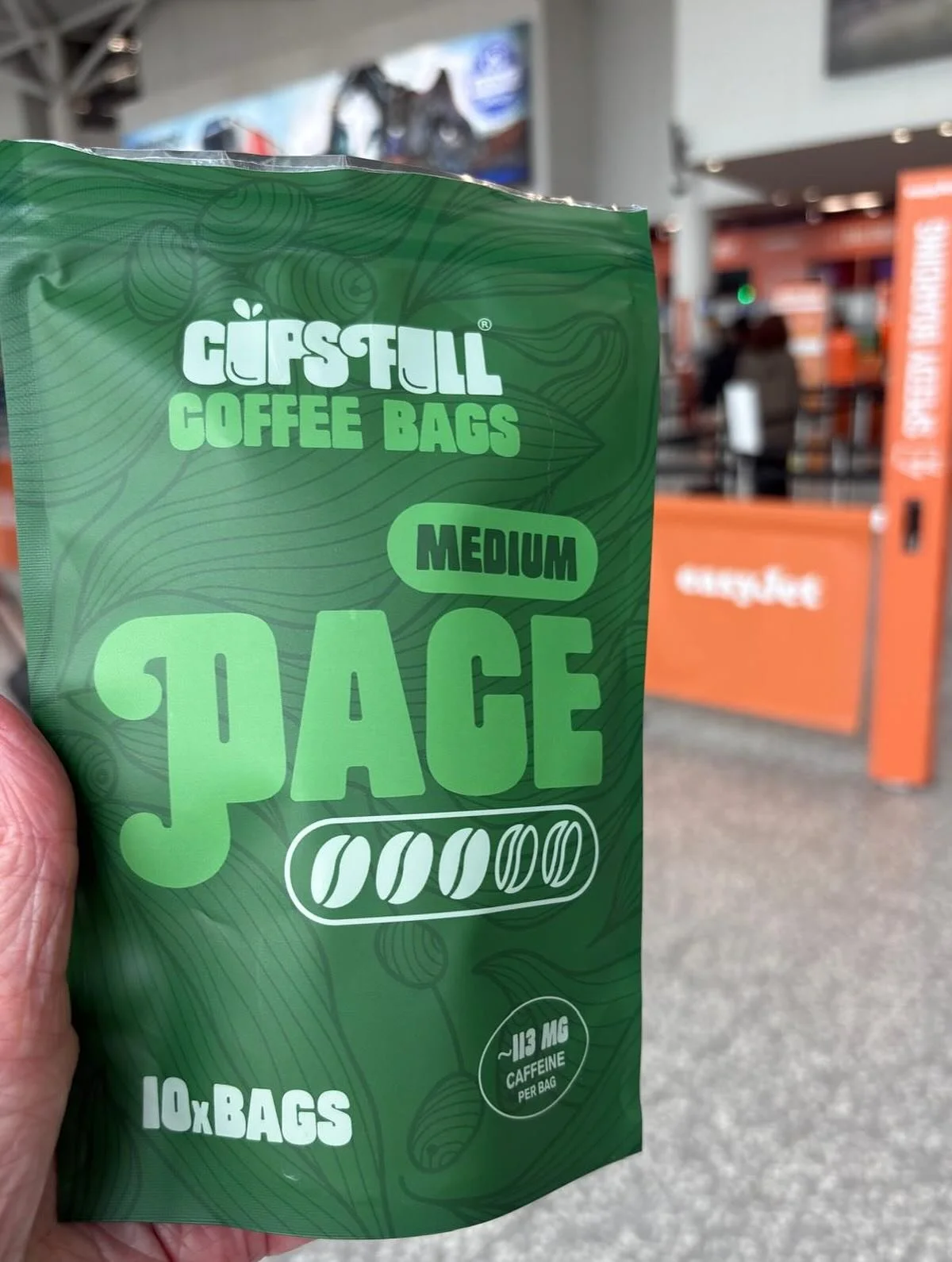 Guess who had an adventure at the weekend! ✈️ 

Pace 💚 fuelled our customer all the way to Portugal on @easyjet 🧡 to share a full cup moment (#mycupsfull) outside at the famous viewpoint and more!

Cups Full coffee bags are perfect for airlines and