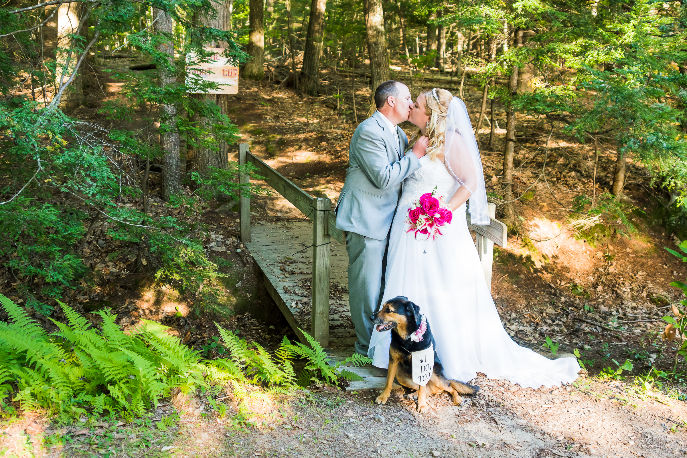 wedding-photographers-near-naples-maine-camp-skylemar-diana-bayard-5.jpg