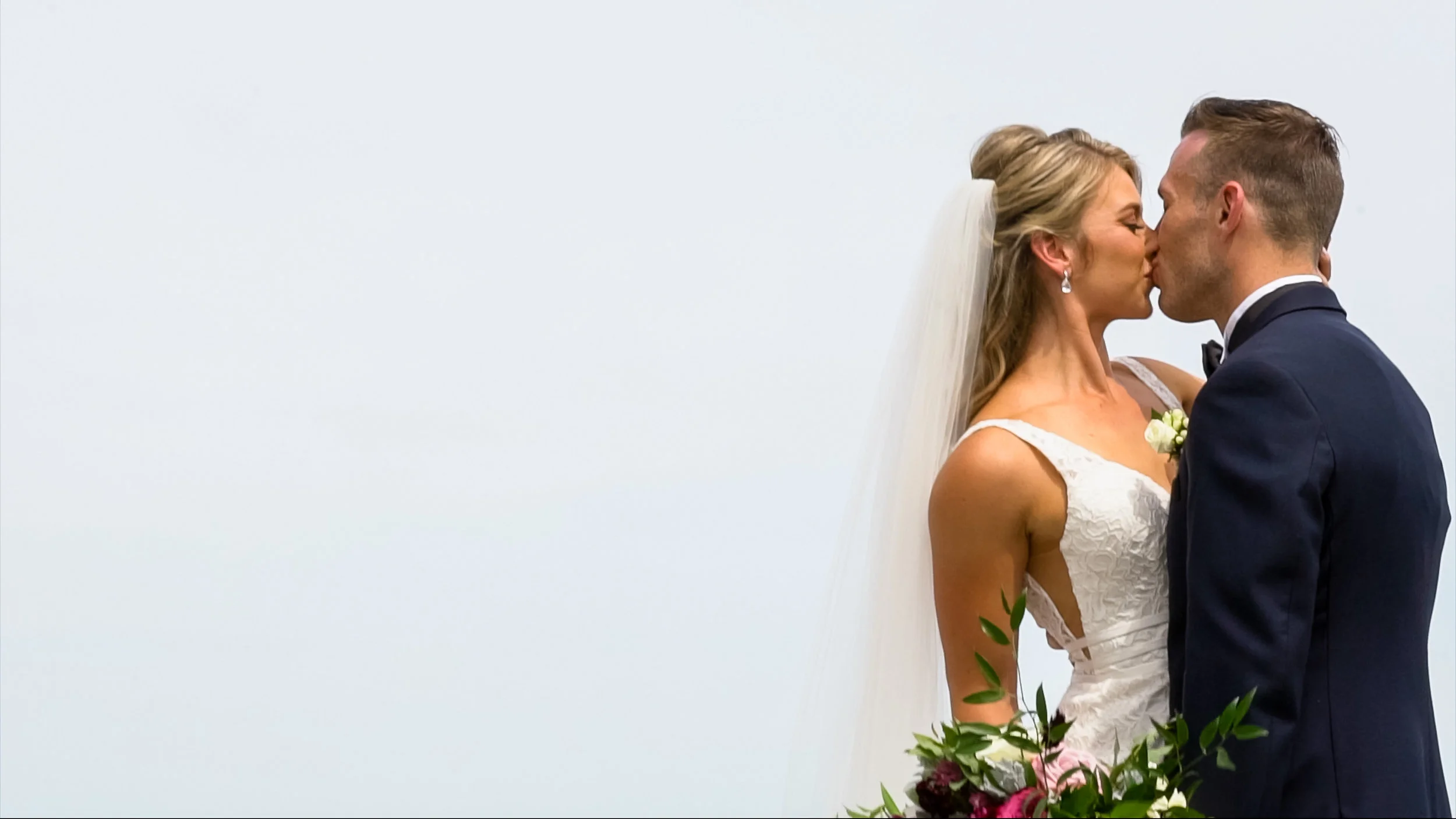 videographers-near-york-maine-alyssa-derek-viewpoint-hotel-14.jpg