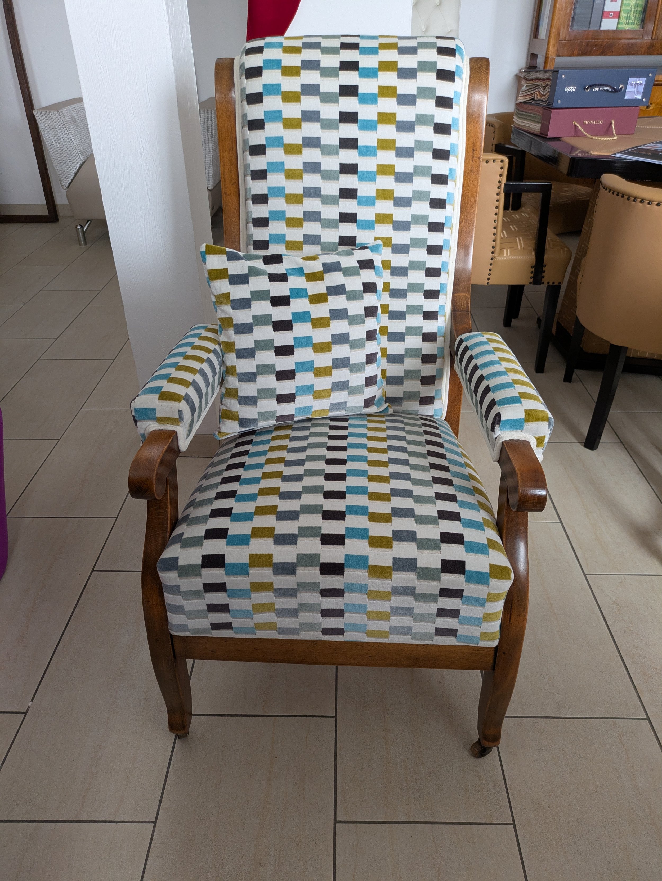 Sessel DG6.jpg