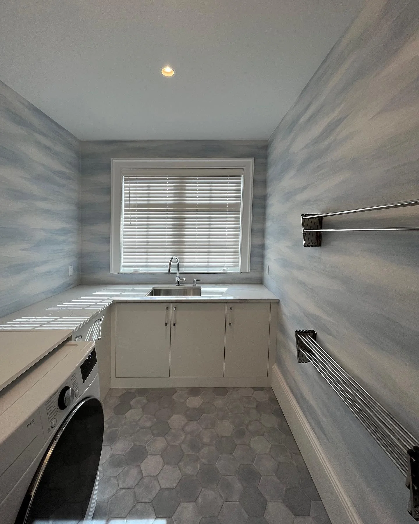 simply beautiful.
.
.
.
I&rsquo;ll give you a reason to do laundry .
#laundry.
#cabinets.
#washeranddryer.
#sink.
#cesar