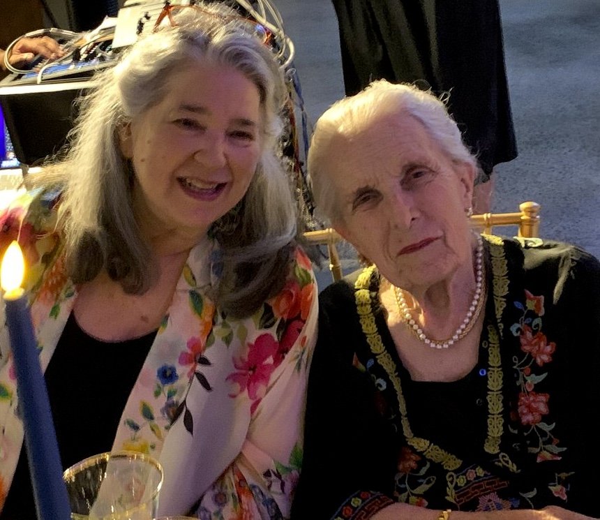 Roz and Anne.jpeg