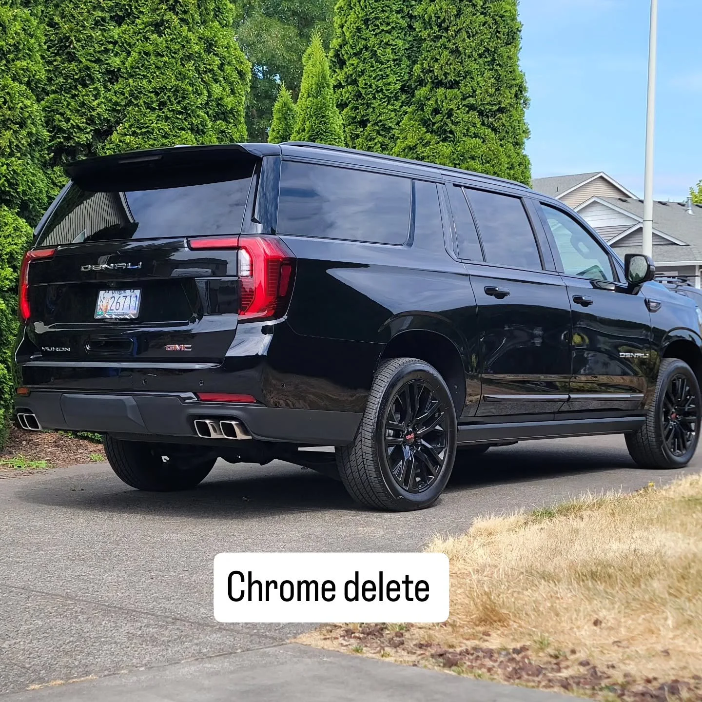 Full chrome delete on the Yukon Denali XL #carwrap #chromedelete #averydennison #yukondenali #autoaestheticpnw