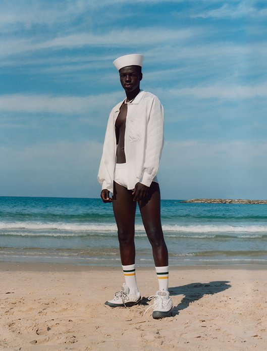 EY (30)-2cmykF32.jpg