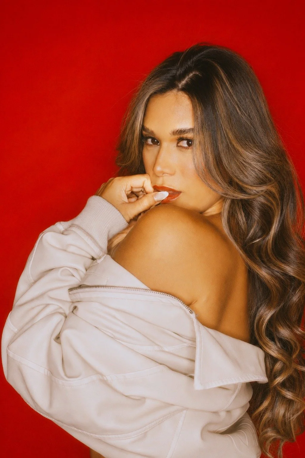 The next Urban Latino genre mega star Vale Pintos