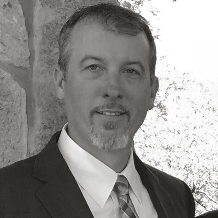 Headshot of Russ Seals