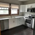 302 kitchen.jpeg
