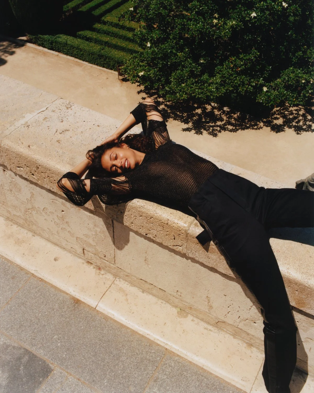 HARPERS_BAZAR_X_MALIKA_EL_MASLOUHI_06.jpg
