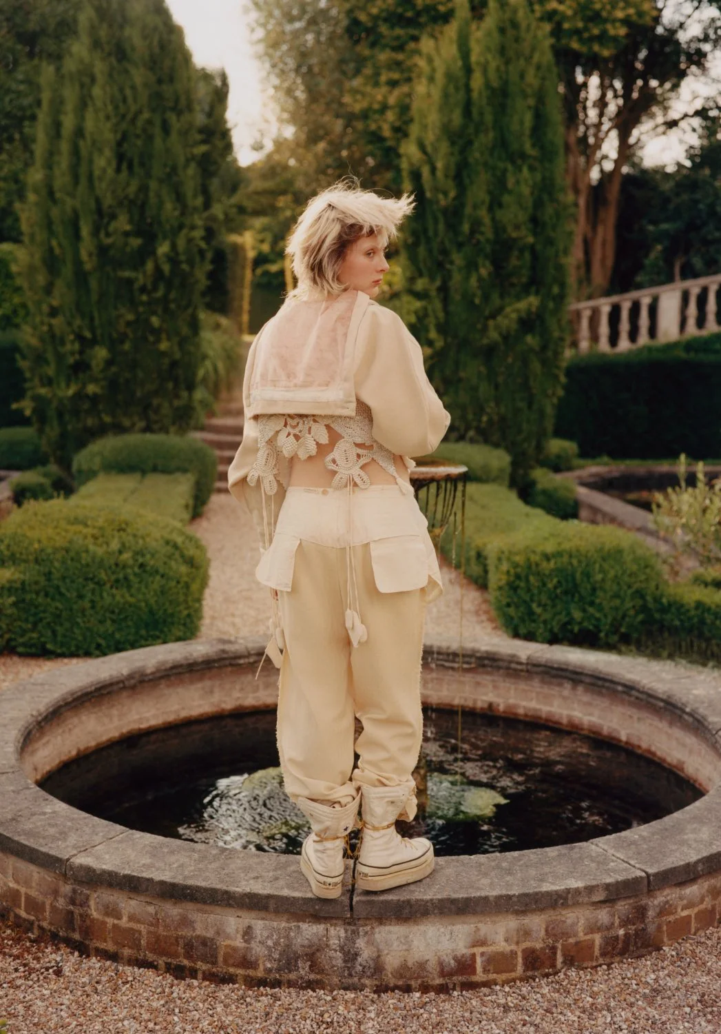 EXIT_FlorenceHutchings_Ben_Parks.jpg