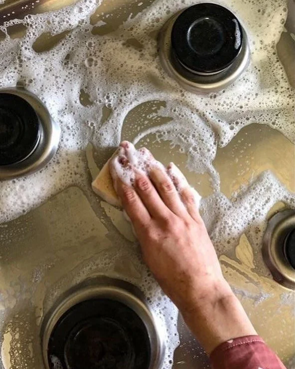 Shine Bright, Cook Right: Spotless Oven Tops Await! ✨🍳

Tired of stubborn stains and grease on your oven top? Let Noble Shine Solutions handle the mess while you enjoy a kitchen that&rsquo;s as clean as your recipes are delicious!

✔ Remove grease a