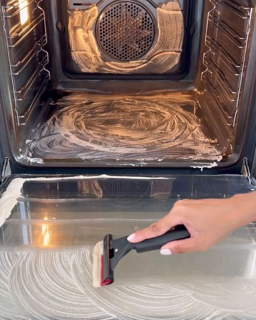 ✨ A Clean Oven = Better Cooking! ✨

Your oven works hard&mdash;let us give it the care it deserves! At Noble Shine Solutions, we specialize in transforming ovens from greasy and grimy to spotless and shiny.

✅ Removes stubborn baked-on grease
✅ Resto