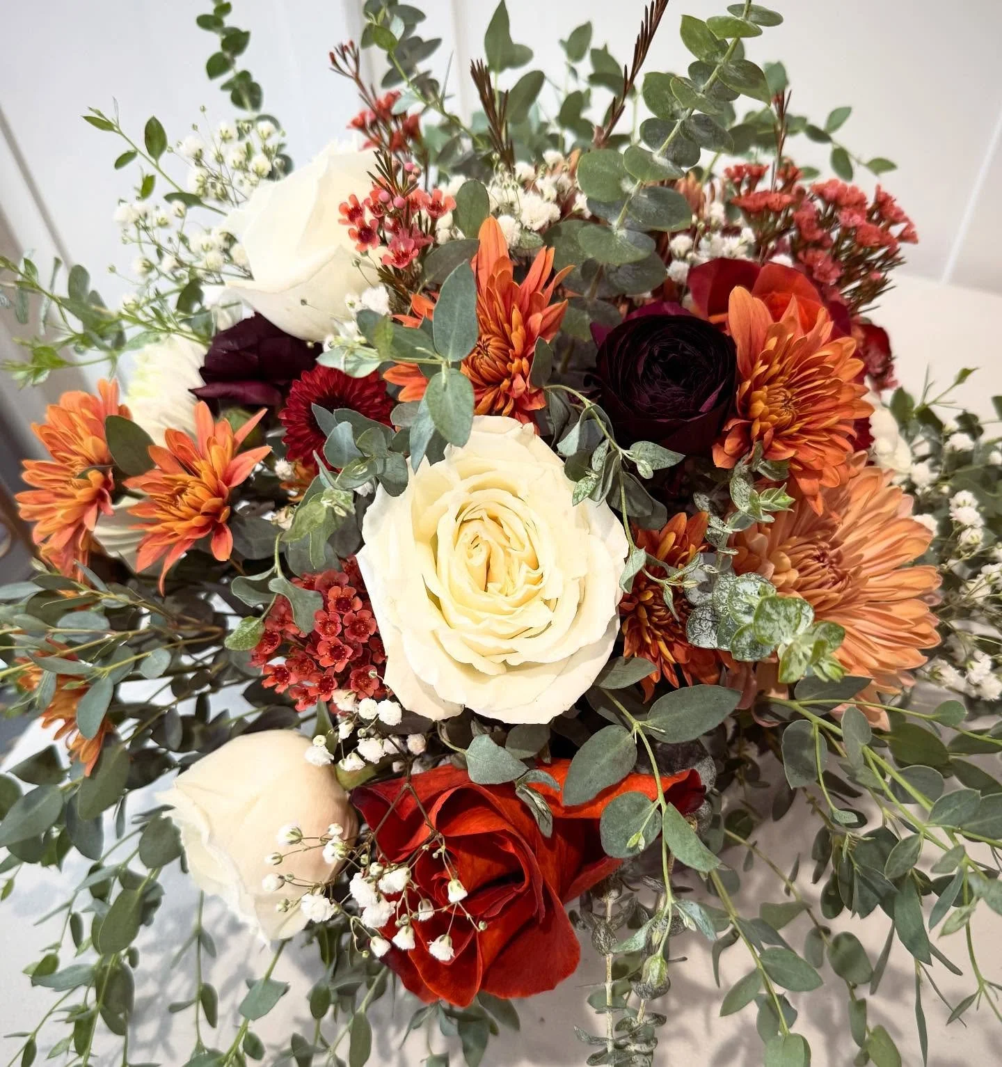 I think this may be my new favorite palette 😍

Sneak peak of today&rsquo;s dreamy, rustic wedding ✨

#sneakpeak #hazybabyfloral #weddingday #the1909 #sweetheart #vintagelove #805events #westlakevillageflorist