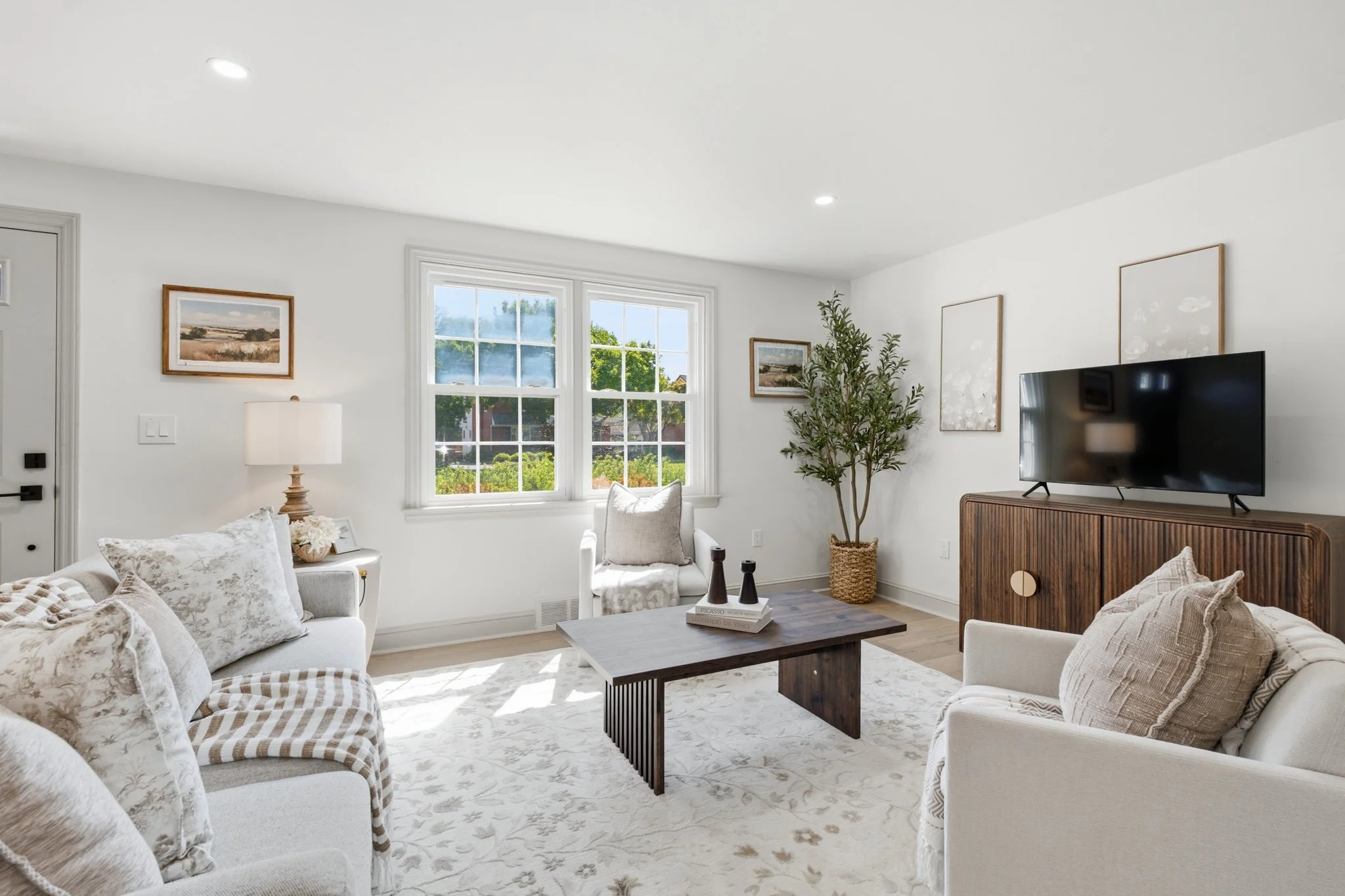 401 Twin Oaks-19.jpg