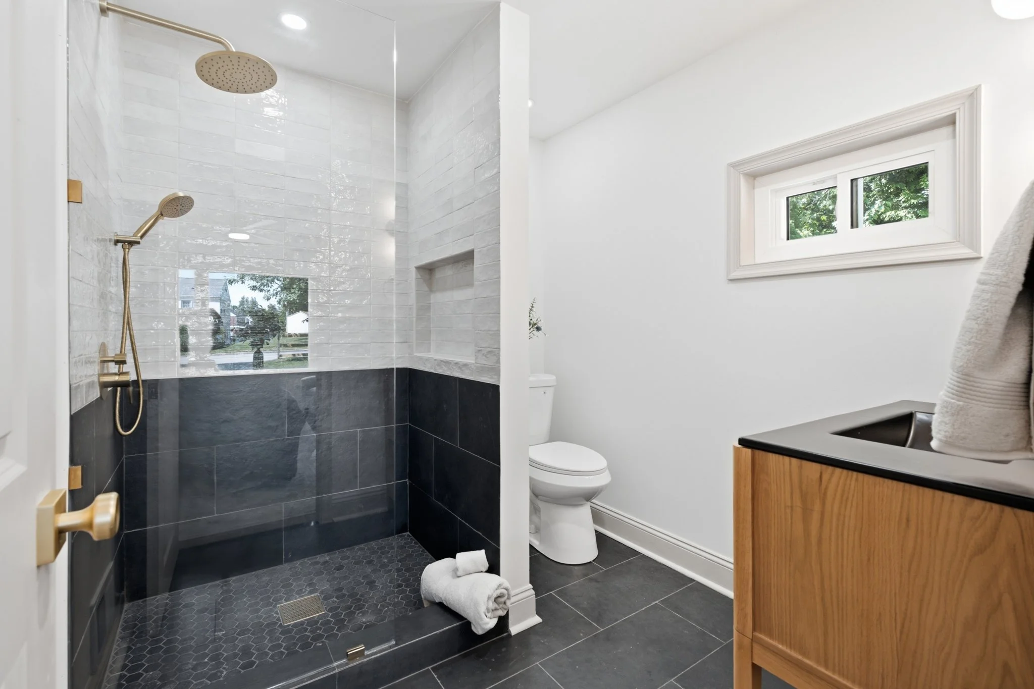 401 Twin Oaks-35.jpg