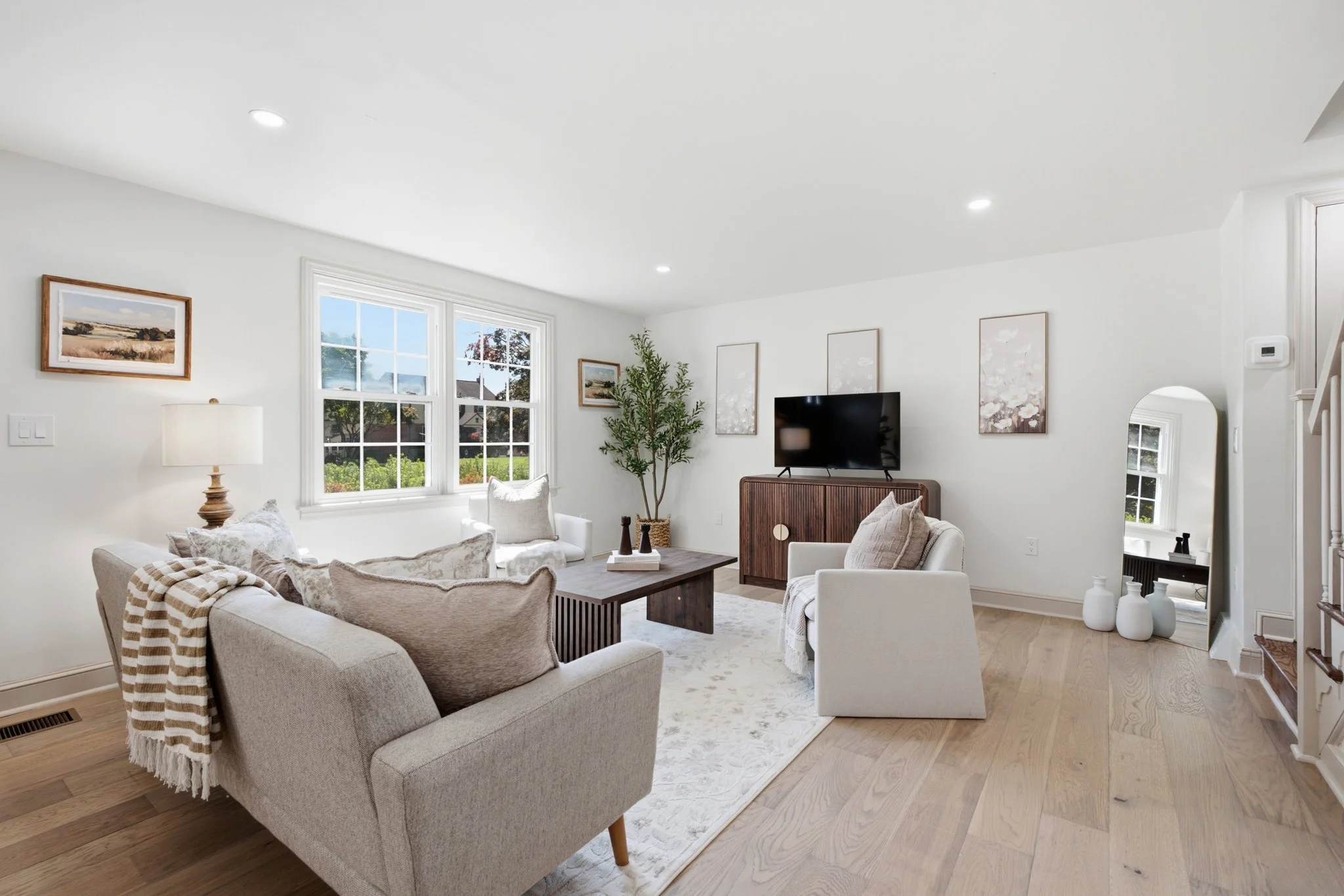 401 Twin Oaks-18.jpg