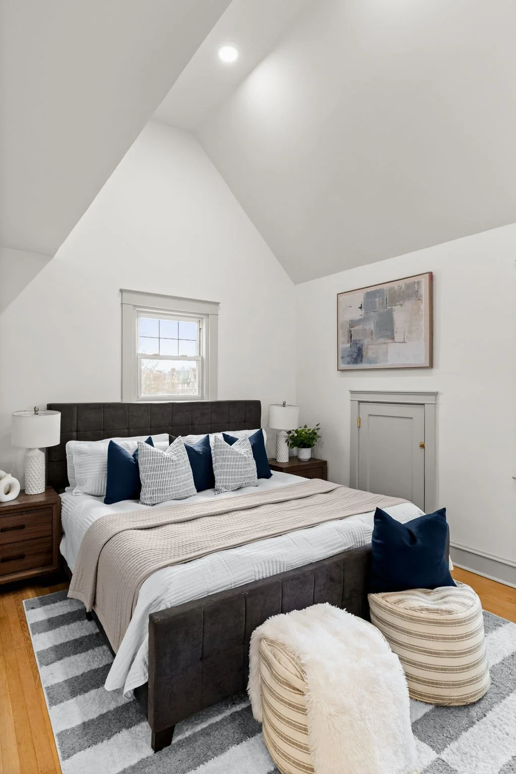 28-web-or-mls-633-georges-ln.jpg