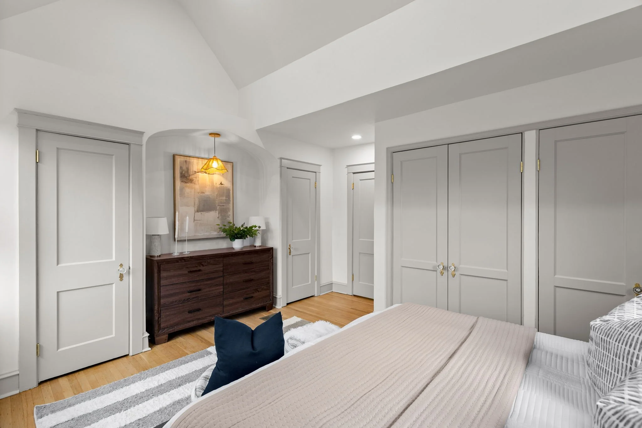 31-web-or-mls-633-georges-ln.jpg